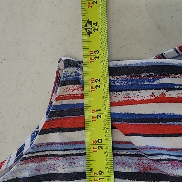 💥3for$12💥 Kim Rogers Multicolor Striped Sleeveless Top size 1X - Picture 4 of 7
